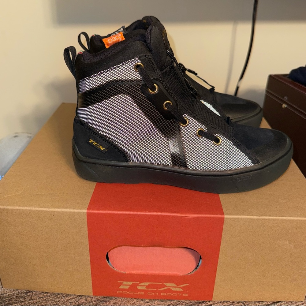 TCX Ikasu WP Women's riding Shoes